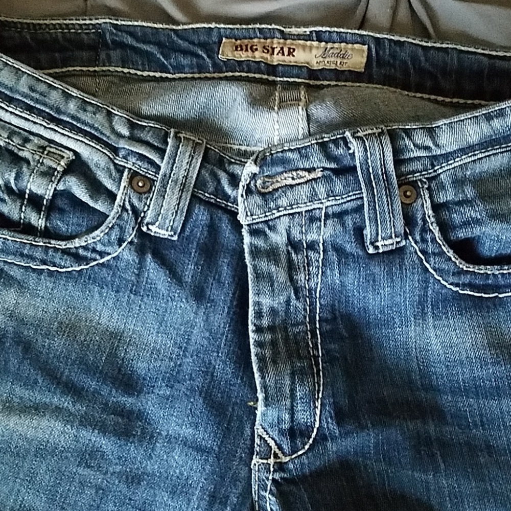 Jeans - Picture 2 of 3